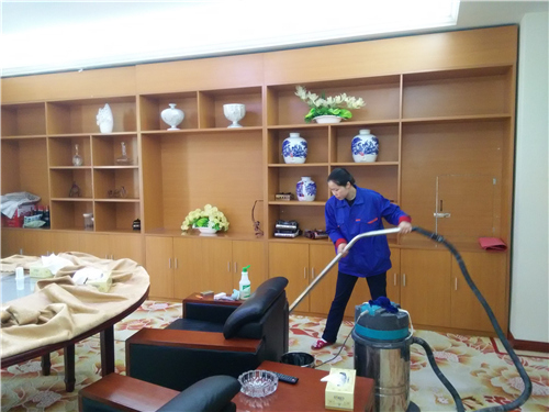 乌鲁木齐地毯清洗公司 