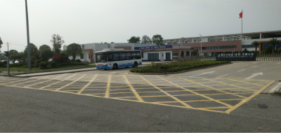赤壁马路划线 