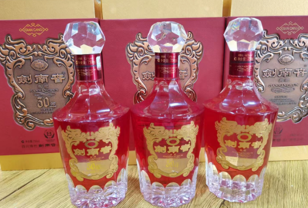 水碾河附近上门回收烟酒虫草礼品店