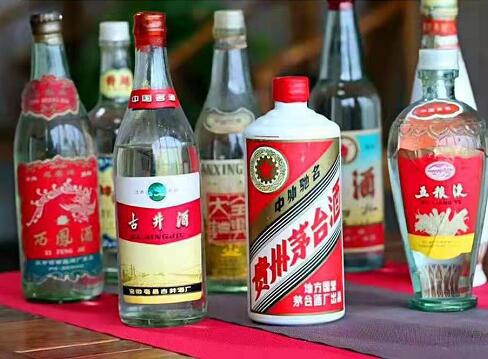 云南玉溪开远市回收茅台酒 