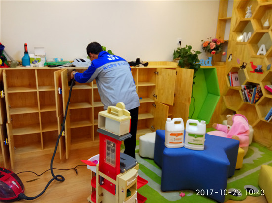 爱卫士为美帝奇国际幼儿园进行室内空气治理 