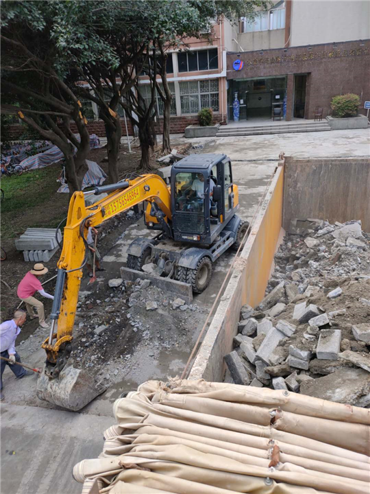 建渣清运