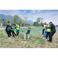 贵阳企业魔训军训基地 