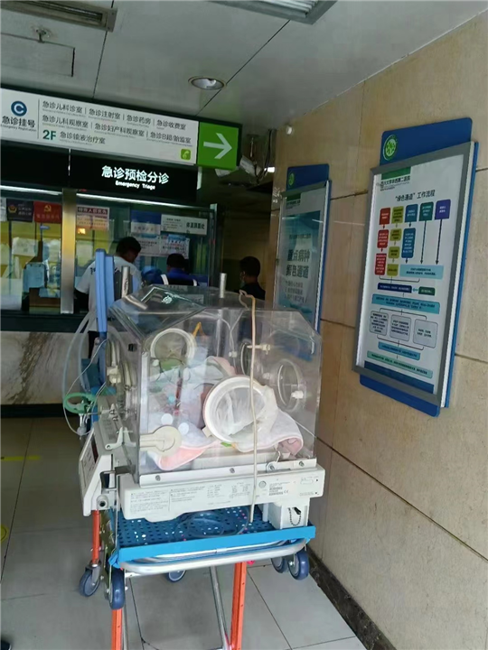 绵阳救护车出租，绵阳救护车护送