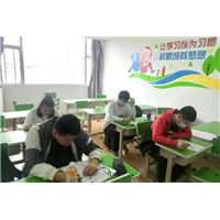 贵阳初中晚托班 