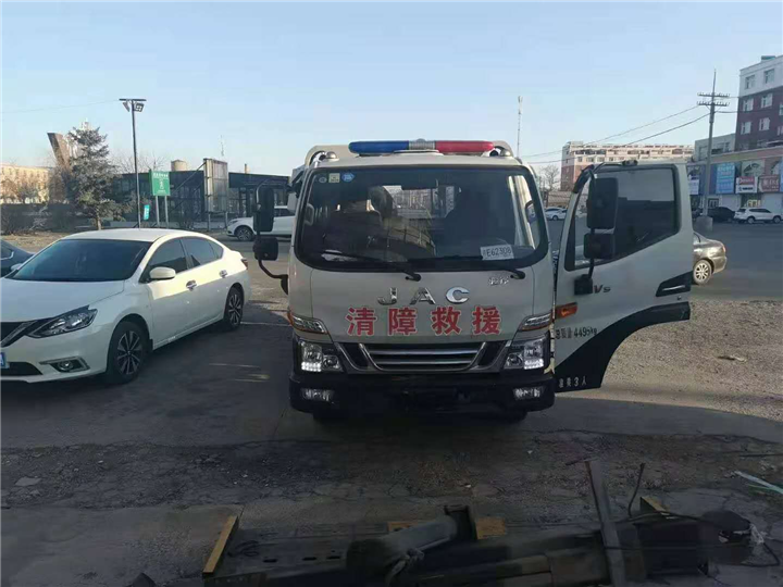 下城区汽车道路救援公司提供汽车困境救援服务 