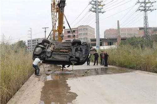 唐河吊车电话