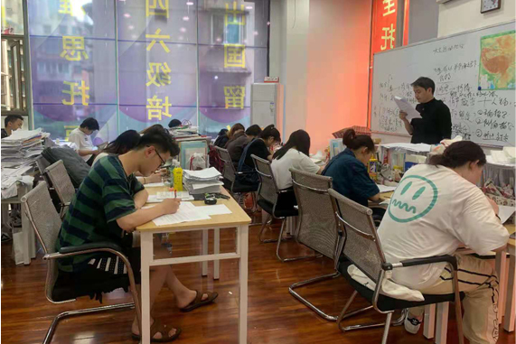 贵阳高考全托补习学校