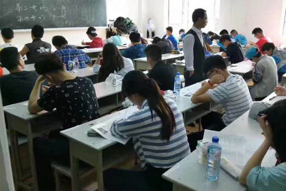 贵阳初中全托辅导班