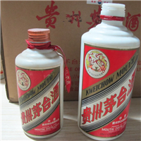 济南茅台酒瓶回收/童叟无欺/济南飞天茅台瓶子回收
