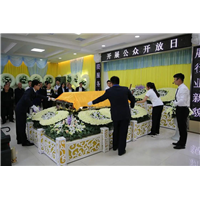 喀什殡葬车  喀什殡仪车  喀什尸体运输