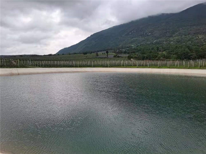 玉溪市江川县水池防渗膜