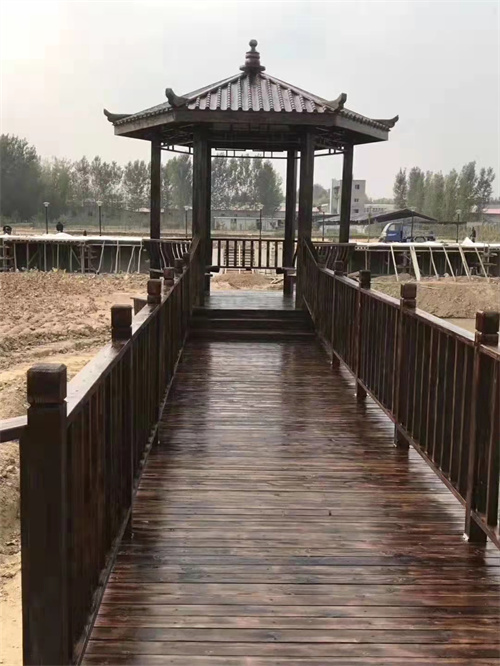 河北防腐木木栈道六角亭