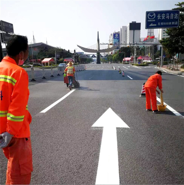 伯乐路标热熔涂料工厂批发