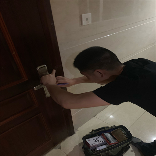 垦利换c级锁芯