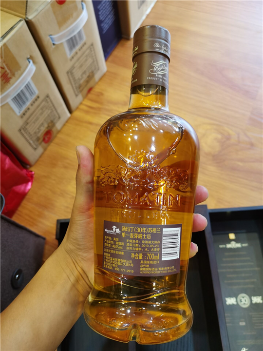 南海大量回收洋酒公司,回收闲置洋酒店