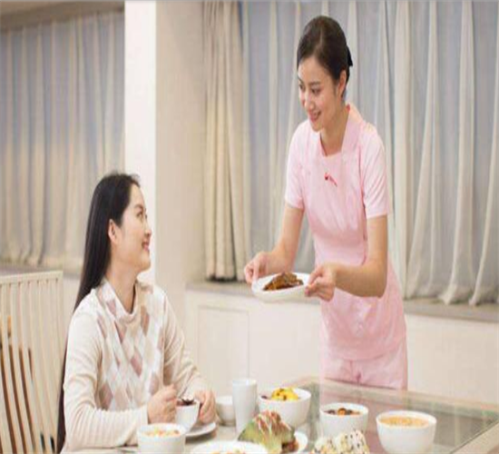 一般来说，你需要提前多久预定月嫂？
