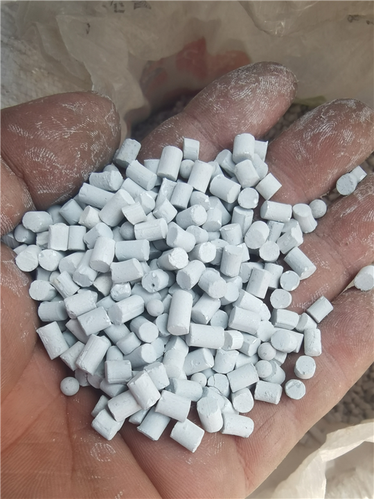 郑州回收各种型号氧化铝球