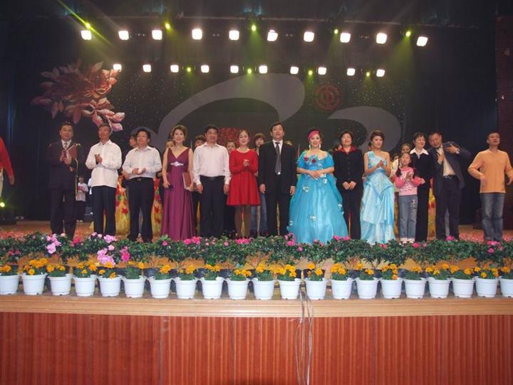 2010年4月30日  新余市总工会庆“五一”国际劳动节“时代 品格”文艺演出 