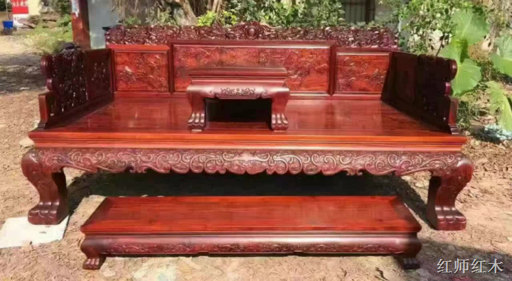 麒麟罗汉床（材质：赞比亚紫檀） 