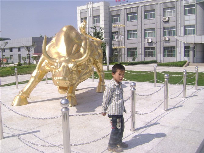 卡通雕塑