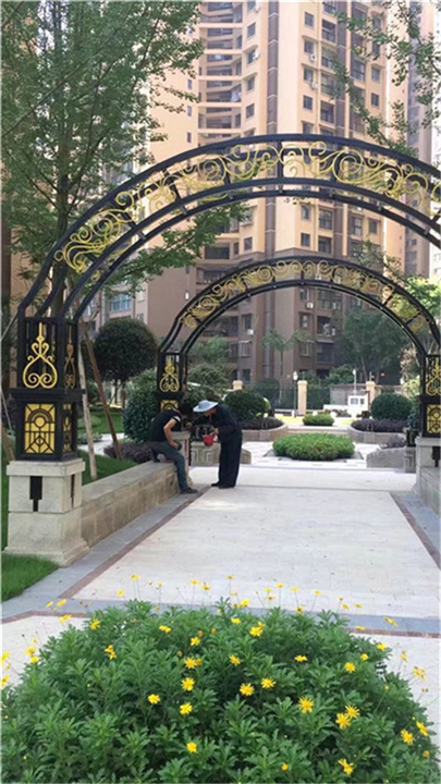 乐山 铂金汇围栏