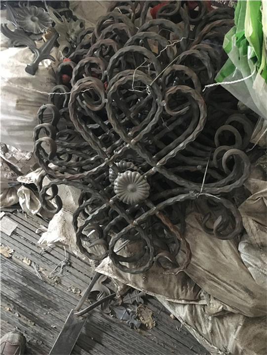 成都铁艺铝艺栏杆制作厂