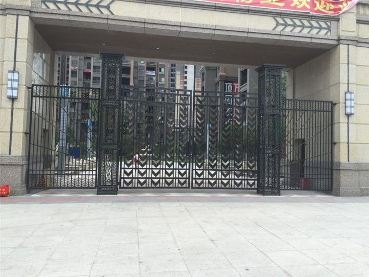 达州竹城一号小区正大门