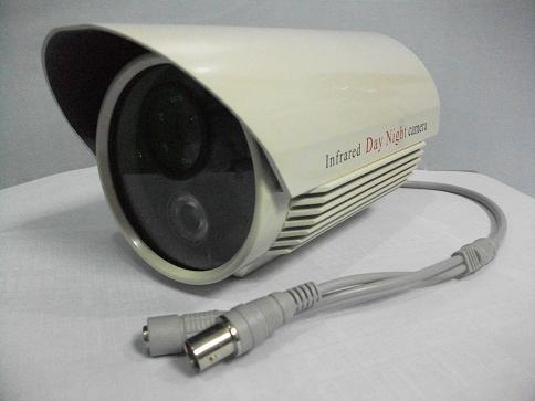 SONY/ 480线/ 50米红外 阵列式高清防水监控摄像机 鼎元 