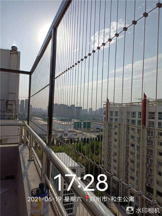 郑州折叠隐形纱窗制作