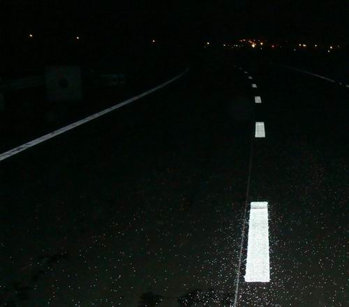 热熔雨夜反光标线涂料