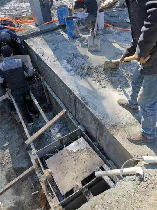 水泥路面快速修补料