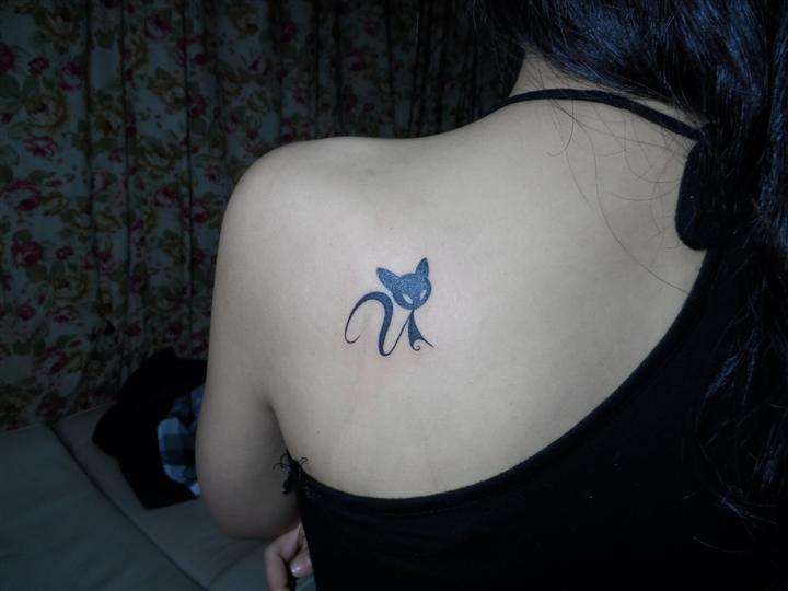 小猫纹身 