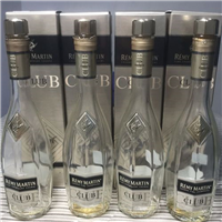 洋酒瓶回收酒瓶的收藏价值洋酒空瓶高价回收