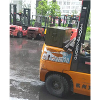扬州叉车出租设备搬运