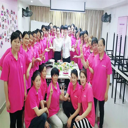 人工催奶手法图片