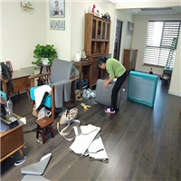 沙发维修翻新