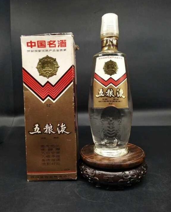 成都回收50年茅台酒瓶 回收50年茅台酒空瓶一览