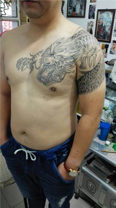 包头纹身天龙堂作品17