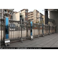 伸缩门 
