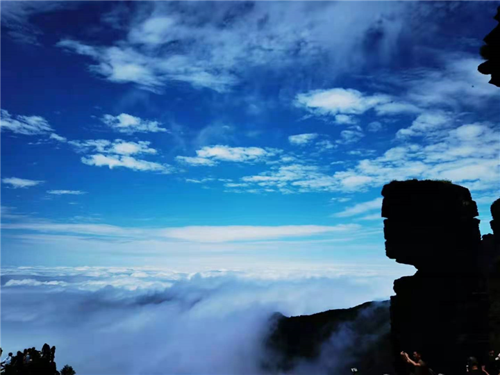 贵阳荔波小七孔旅游包车价格