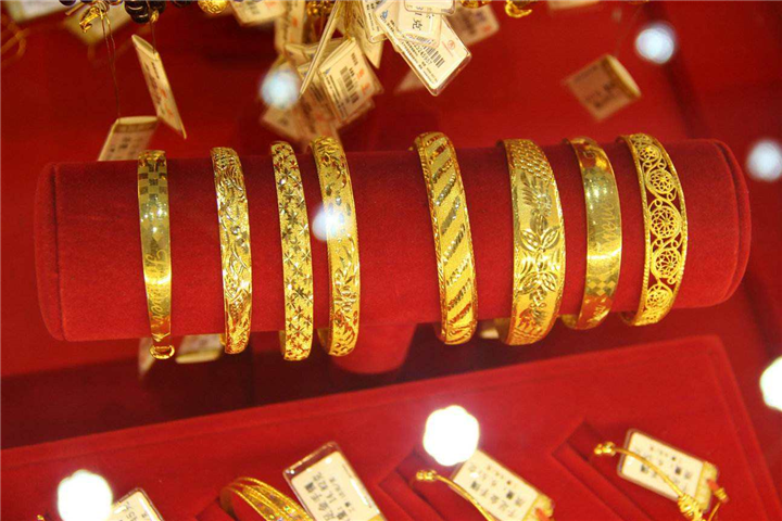 泉州黄金** 