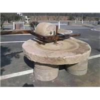 老石碾 