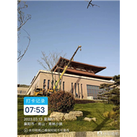 襄阳高空作业平台出租案例-襄阳市南山青林小镇楼顶施工