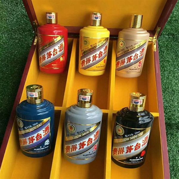 上海茅台酒瓶回收价格