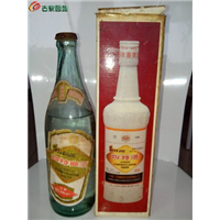 唐山回收烟酒！唐山白酒回收