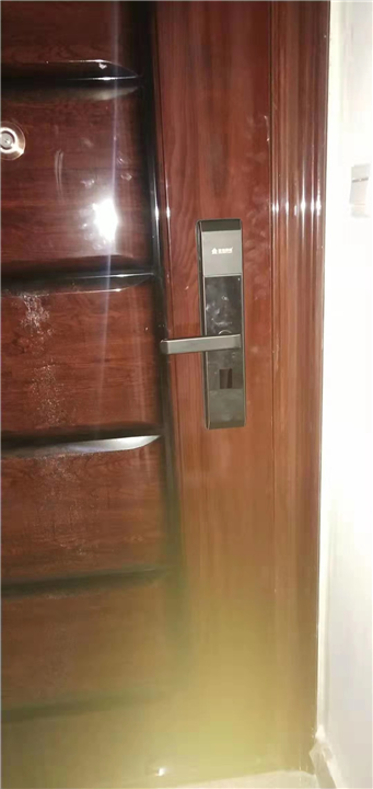 长垣本地哪里有换门锁的