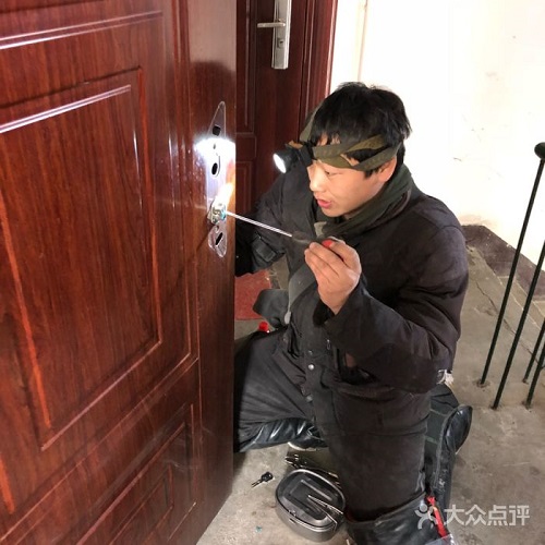 桐城开锁电话号码