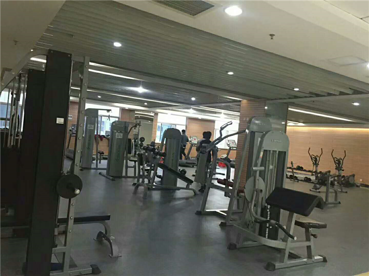 珠海健身房器材