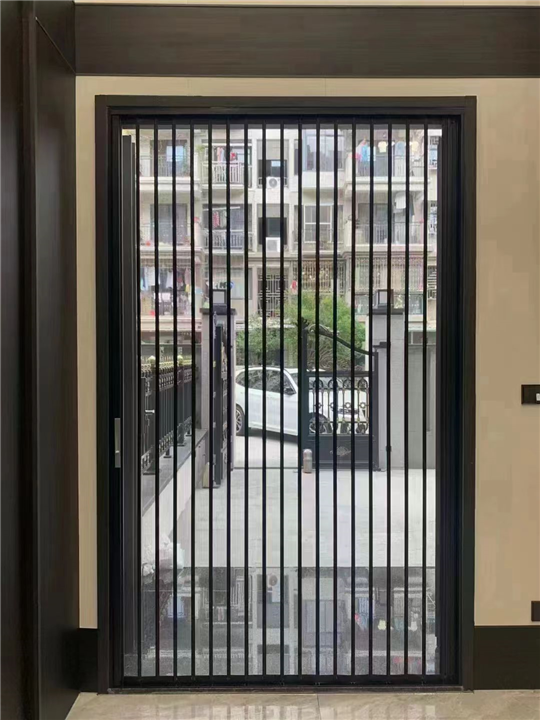 金隐门折叠
